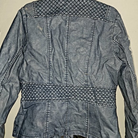 Point Zero Jacket - Picture 3 of 4